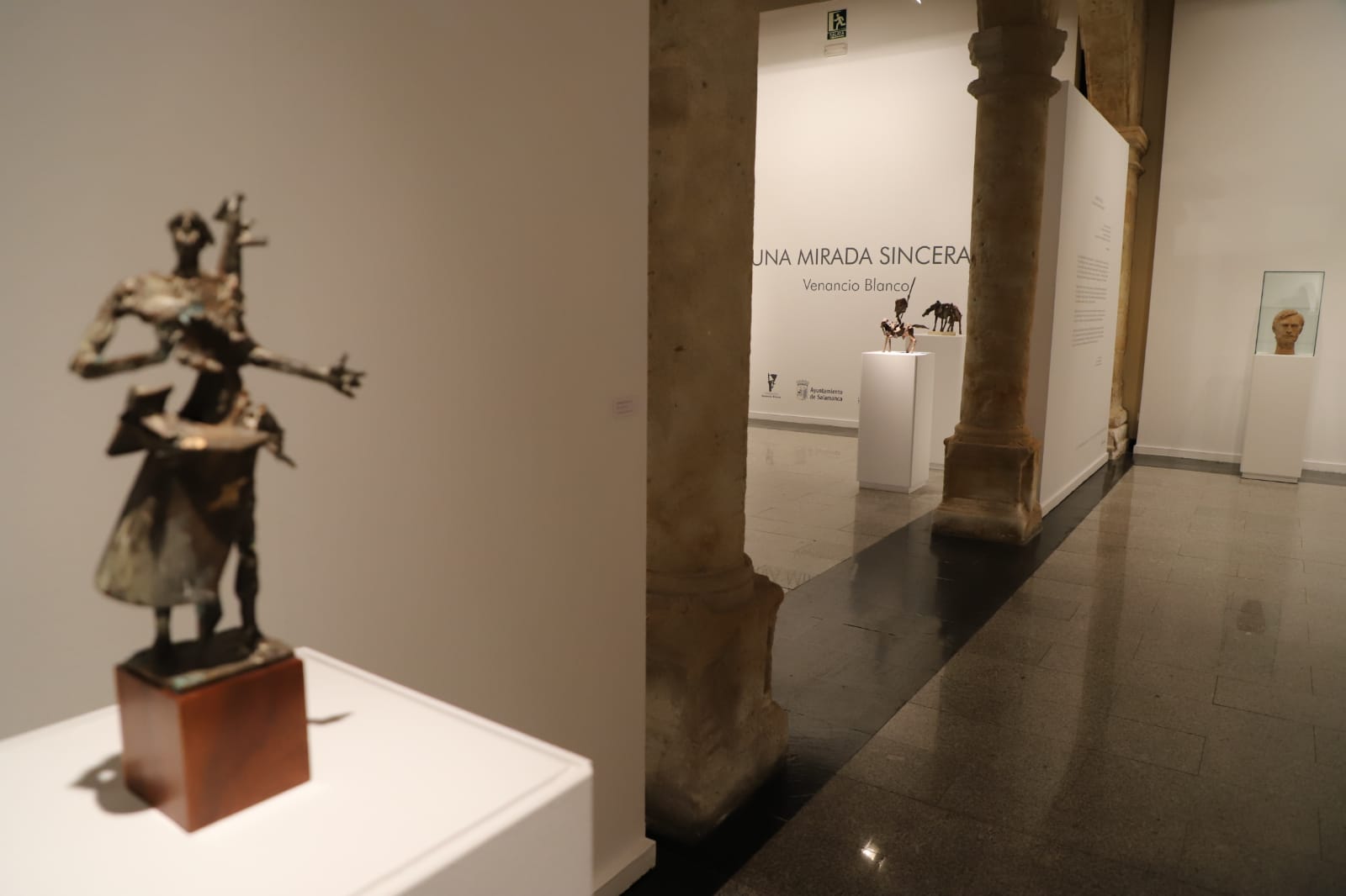 Sala de exposiciones. Exposición Una Mirada Sincera. Venancio Blanco. Enero - Junio 2022. Sala de exposiciones Santo Domingo de la Cruz, Salamanca